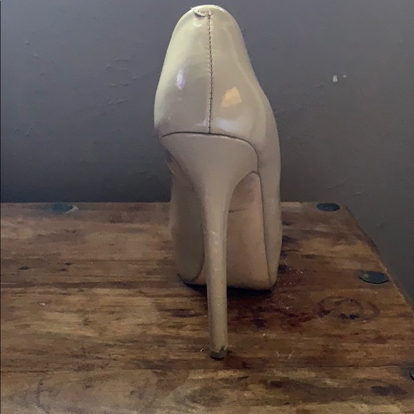 Steve Madden heels - Picture 2 of 2